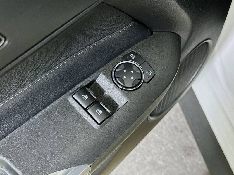 2022 Ford Mustang Mach 1