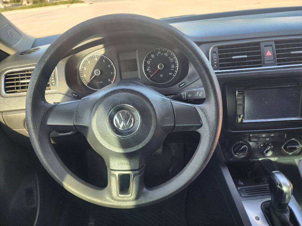 2014 Volkswagen Jetta for sale at Kanda Motors in Dallas, TX