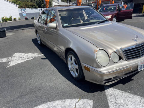 2001 Mercedes-Benz E-Class E 320