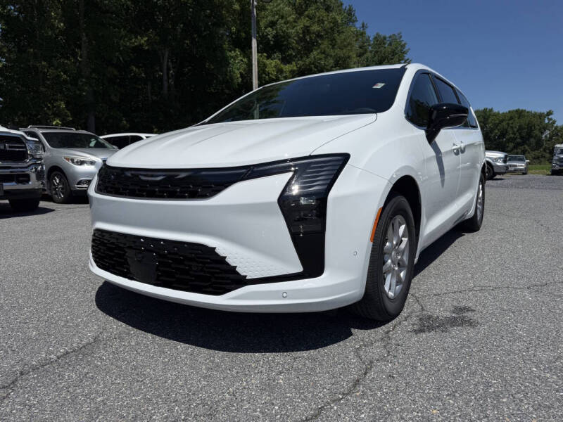2027 Chrysler Pacifica Select
