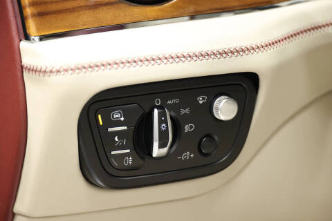 2020 Bentley Bentayga Hybrid