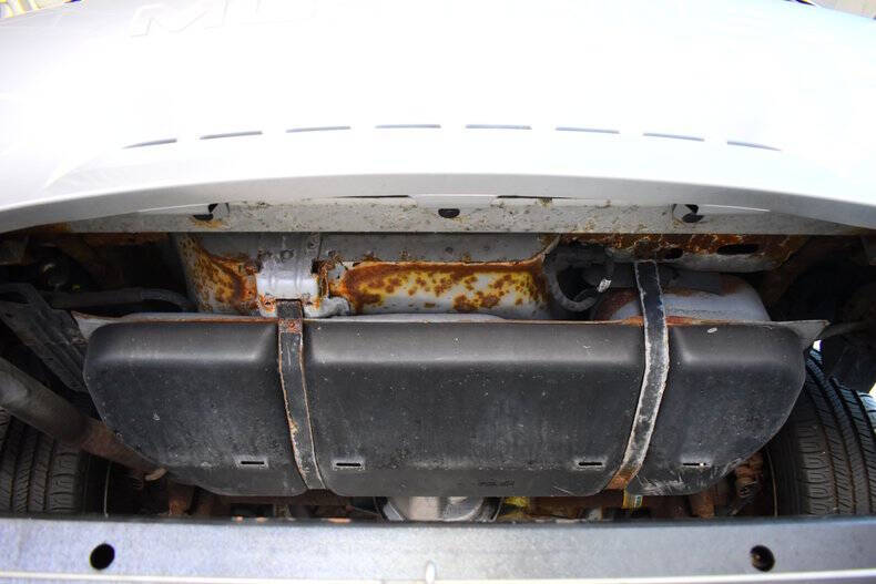 2004 Ford Mustang Deluxe