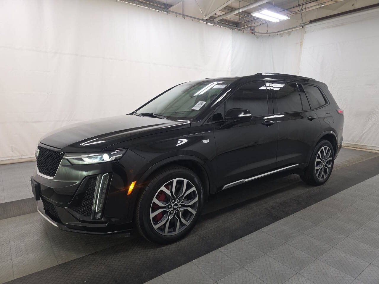 2024 Cadillac XT6 Sport 4x4 4dr SUV's photo