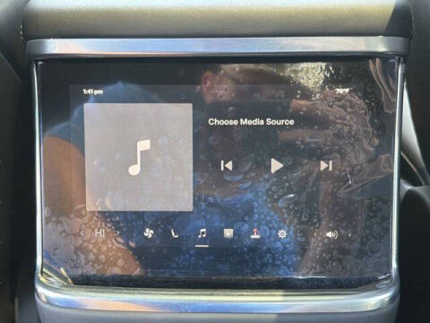 2022 Tesla Model S Plaid