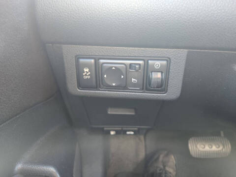 2011 Nissan Versa 1.8 SL