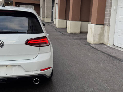 2019 Volkswagen Golf GTI