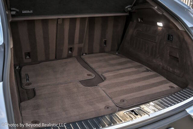 2023 Porsche Cayenne S Coupe Platinum Edition