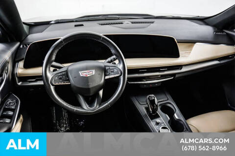 2025 Cadillac XT4 Premium Luxury