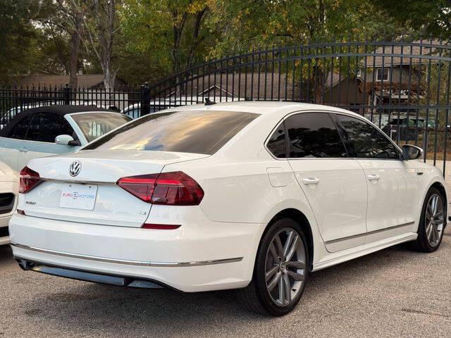 2017 Volkswagen Passat 1.8T R-Line