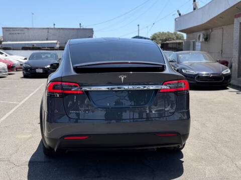 2016 Tesla Model X 90D