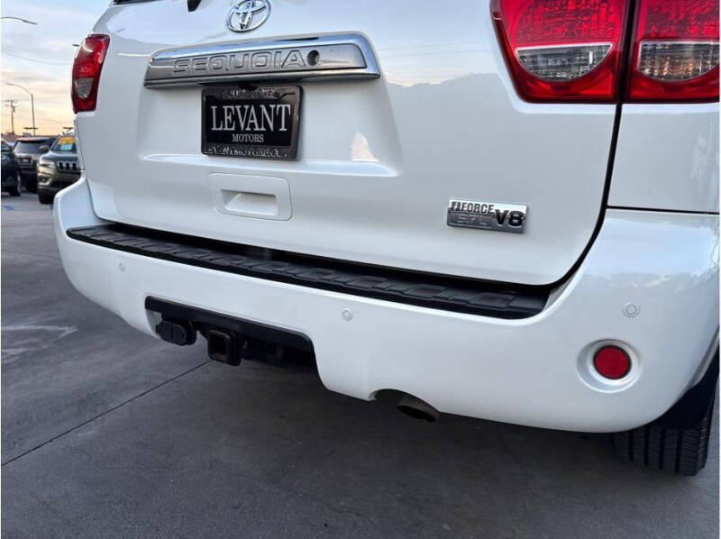 2016 Toyota Sequoia Platinum