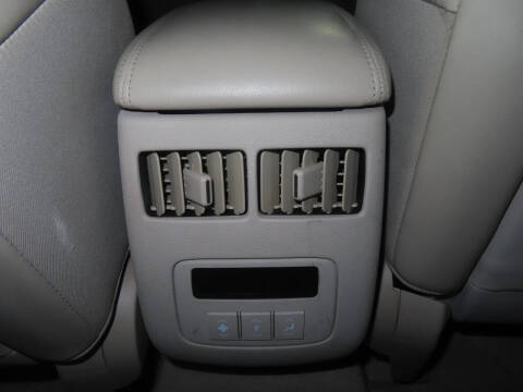 2011 Cadillac DTS Luxury Collection