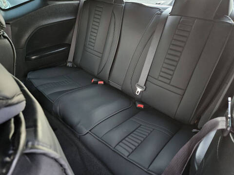 2012 Dodge Challenger SXT