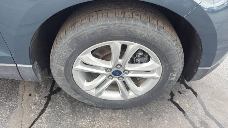 2019 Ford Edge SEL