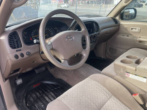 2004 Toyota Tundra SR5