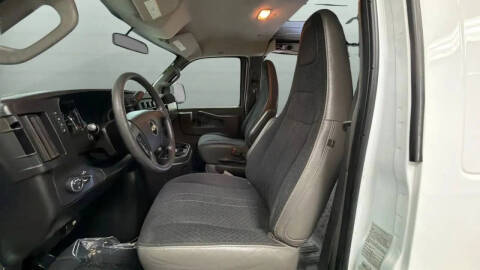 2019 Chevrolet Express 2500