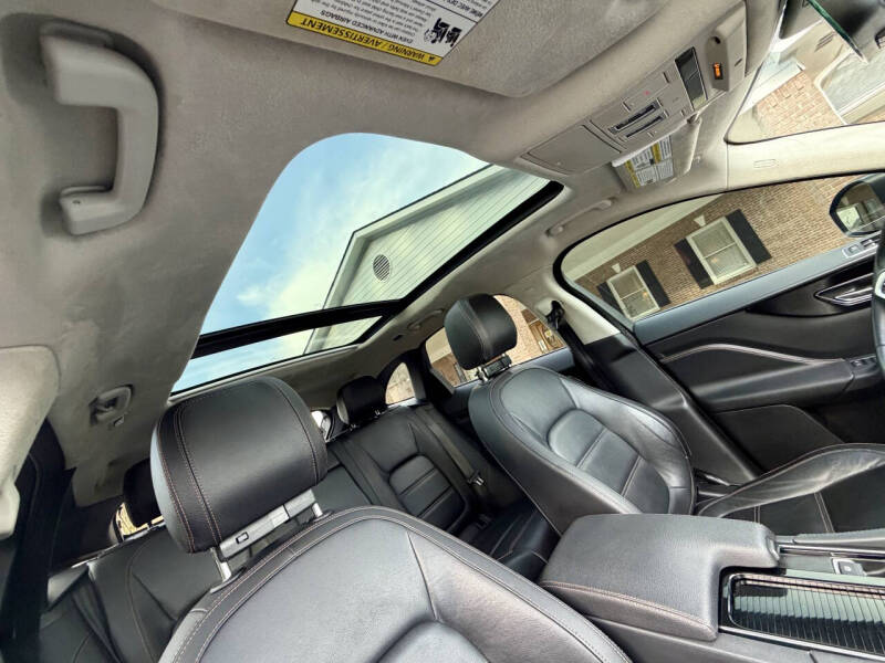 2020 Jaguar F-PACE 25t Prestige