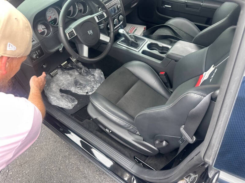 2009 Dodge Challenger SRT8