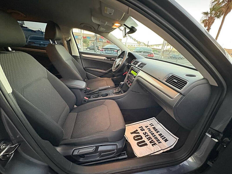 2014 Volkswagen Passat