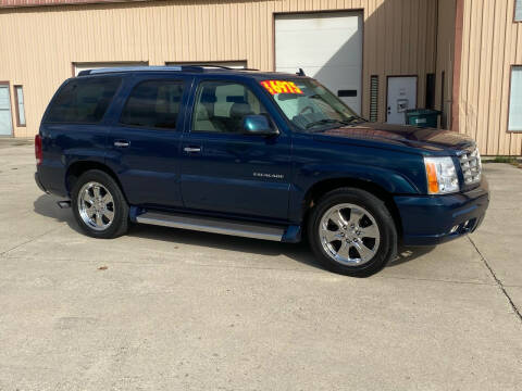 2006 Cadillac Escalade for sale at Walker Motors in Muncie IN