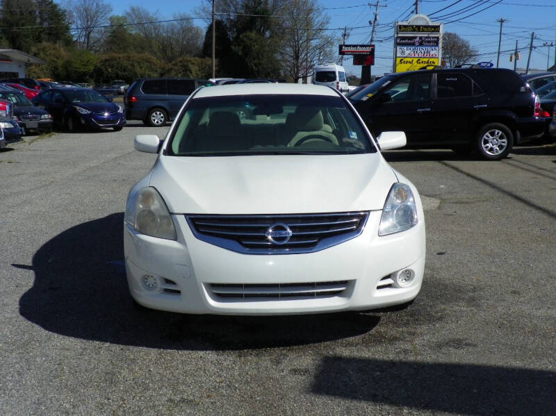 Guilford Motors Car Dealer in Greensboro, NC