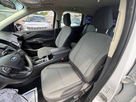 2019 Ford Escape S