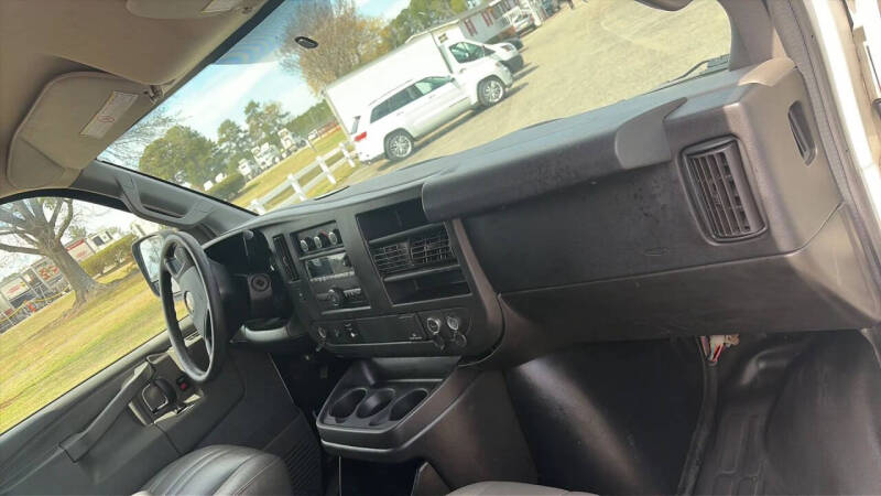 2017 Chevrolet Express 2500