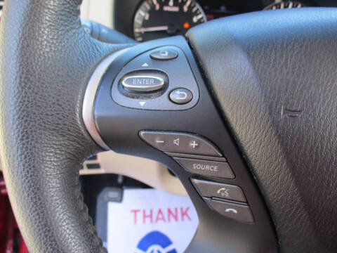 2016 Nissan Pathfinder SV