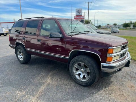 1999 Chevrolet Tahoe for sale at BISMAN AUTOWORX INC in Bismarck ND