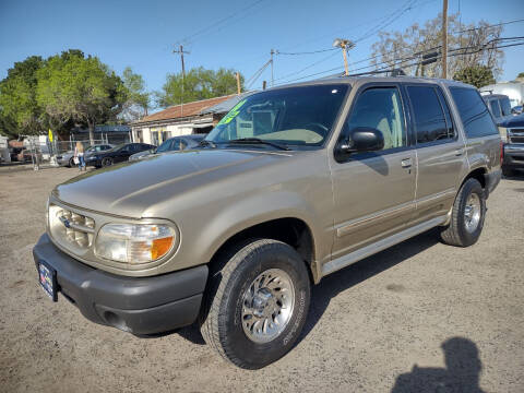 2000 Ford Explorer for sale at Larry's Auto Sales Inc. in Fresno CA