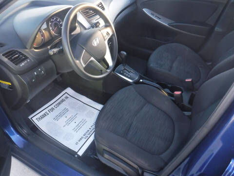 2017 Hyundai Accent SE