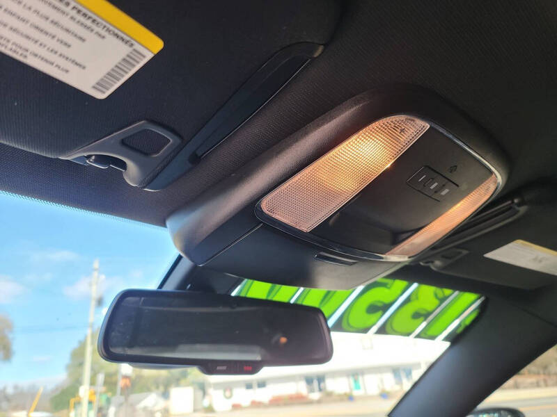 2017 Dodge Charger SXT