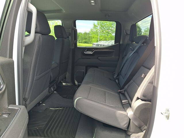 2026 GMC Sierra 1500 Elevation Standard