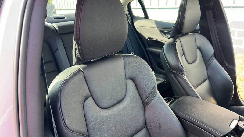 2021 Volvo S60 Recharge T8 Inscription