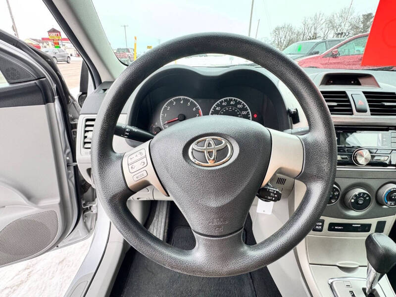 2012 Toyota Corolla LE
