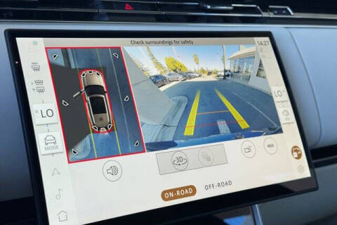 2025 Land Rover Range Rover P400 SE LWB