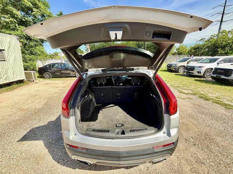 2020 Cadillac XT4 Premium Luxury