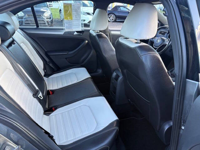 2016 Volkswagen Jetta 1.8T Sport