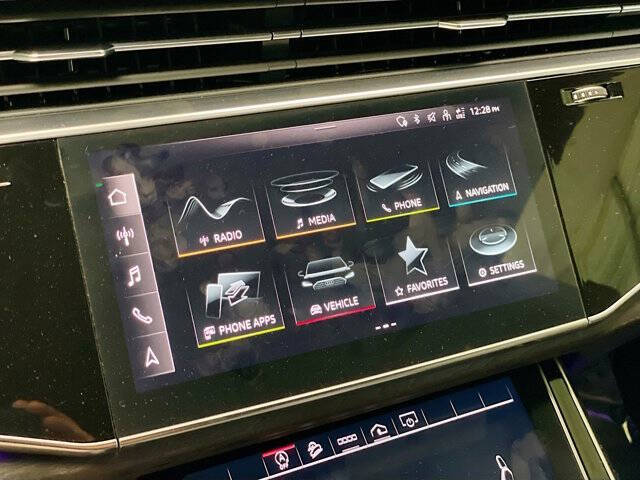 2021 Audi Q8 quattro Premium Plus 55 TFSI