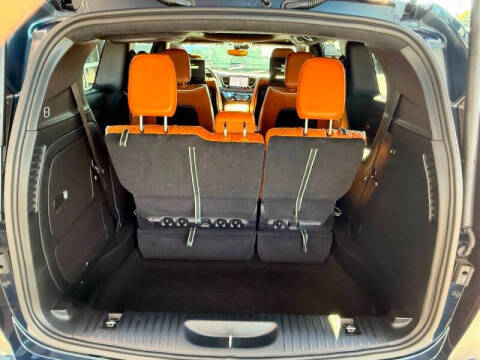 2025 Chrysler Pacifica Plug-In Hybrid Pinnacle