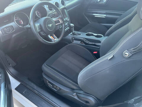 2019 Ford Mustang EcoBoost