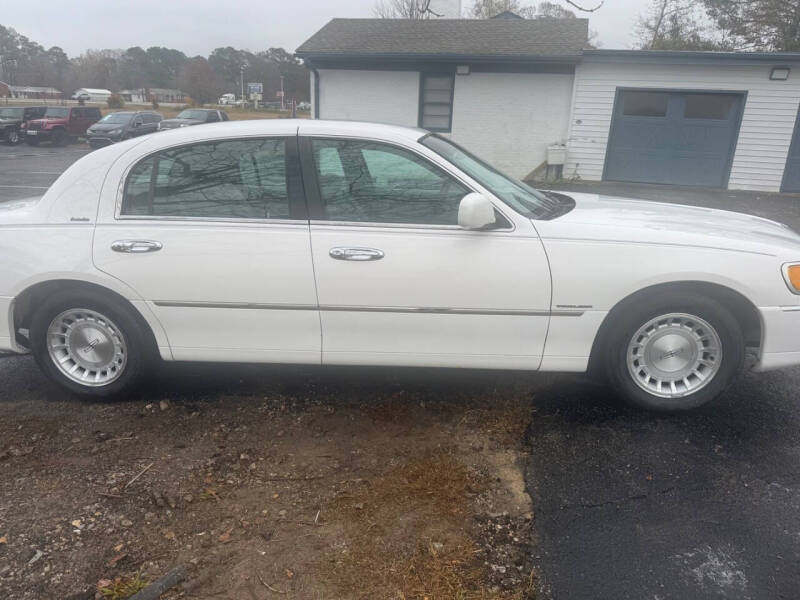 1998 Lincoln Town Car Executive