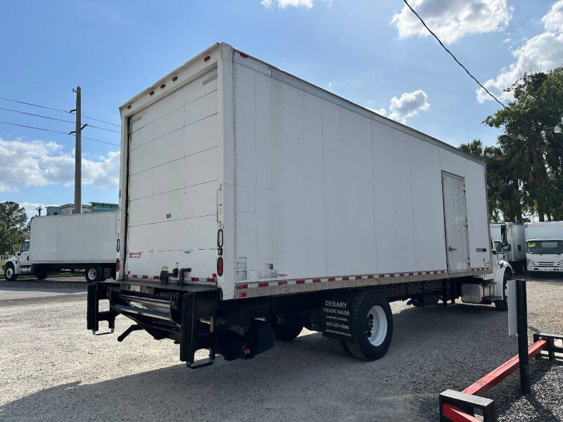 2016 Freightliner M2 106