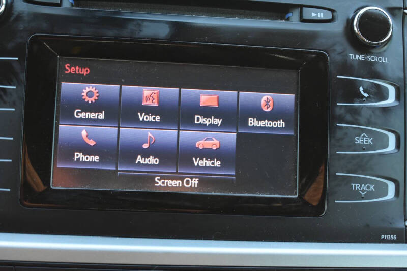 2017 Toyota Highlander LE