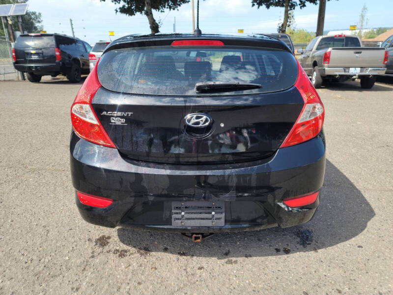 2012 Hyundai Accent GS