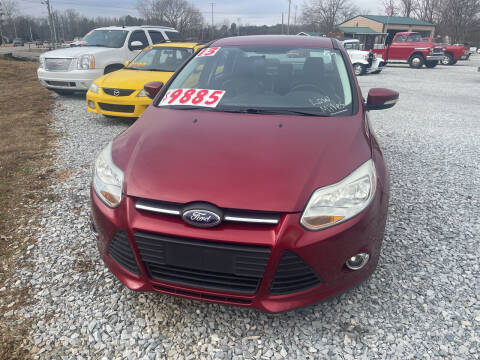 2013 Ford Focus for sale at R & J Auto Sales in Ardmore AL