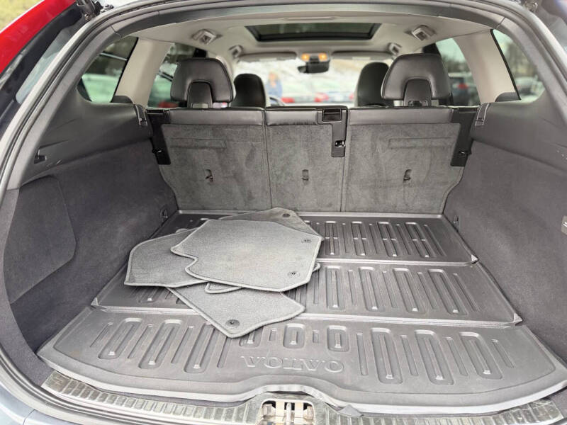 2017 Volvo XC60 T5 Dynamic