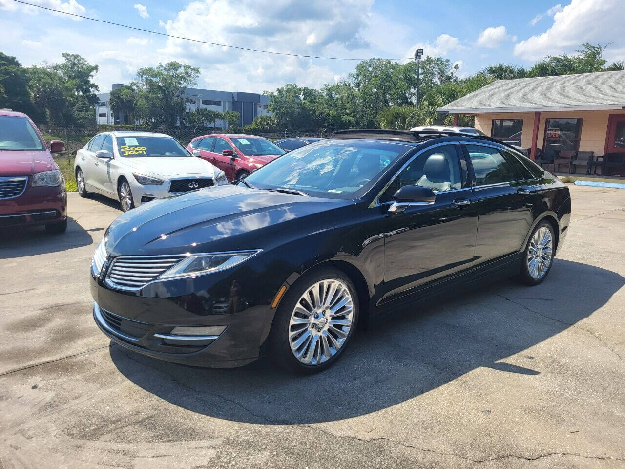 2016 Lincoln MKZ for sale at FAMILY AUTO BROKERS in Longwood, FL