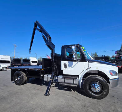2004 Freightliner M2 106