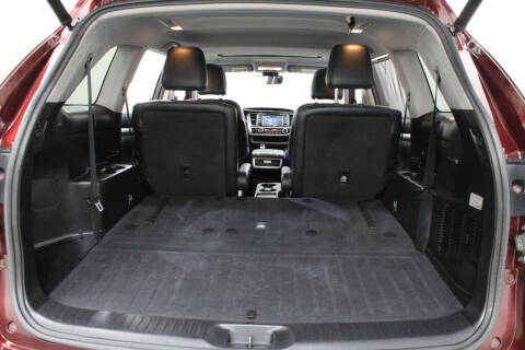 2017 Toyota Highlander SE